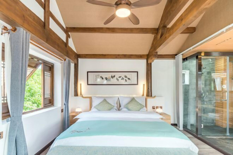 Bedroom 3, Liaoshe Garden Hotel, Dali Bai