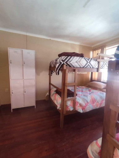 Room 4, Santa Teresa Alley Hostel, Oropeza
