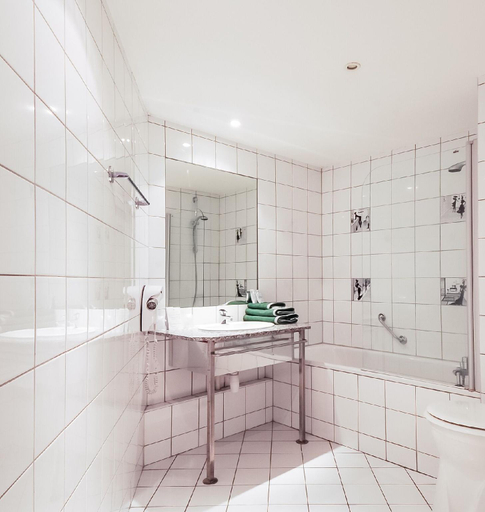 Bathroom 4, La Maison Hotel Mulhouse, Haut-Rhin