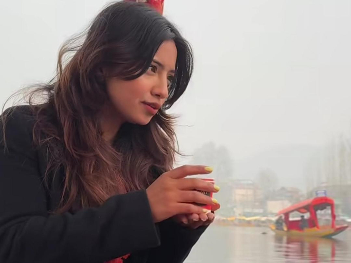 Sport & Beauty, New Lakes Crown Group Of Houseboats, Srinagar