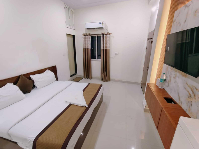 Room 5, Radhe Shyam Resort By HRG Vrindavan, Mathura