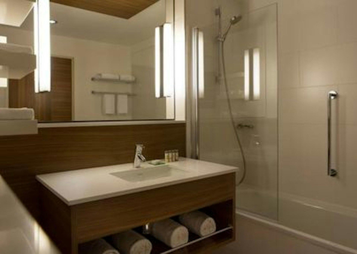 Bathroom 4, Elite Hotel Esplanade, Malmö