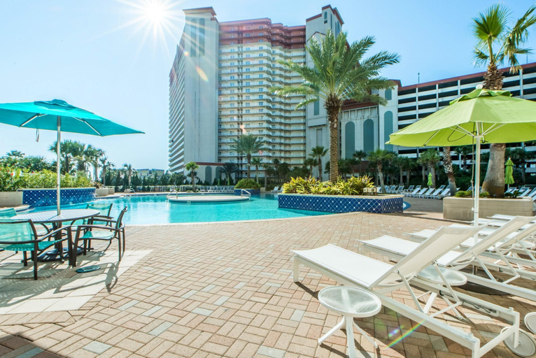 Sport & Beauty 3, Laketown Wharf 827 - Life's A Beach, Bay