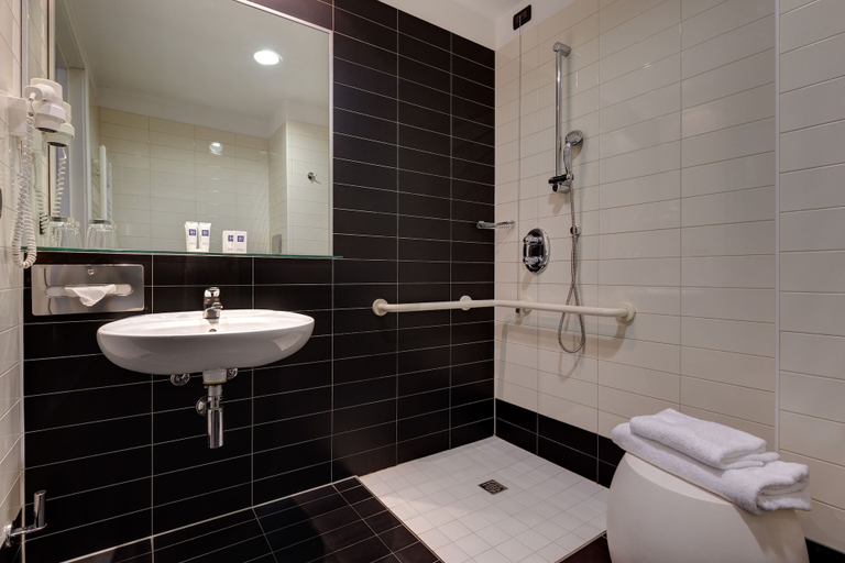 Bathroom 4, iH Hotels Roma Z3, Rome
