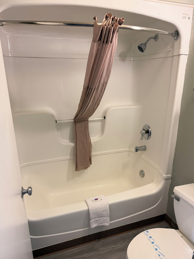Bathroom, Value Extended Stay, Burlington