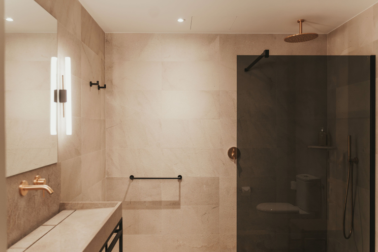 Bathroom 4, Rondaia Boutique Vineyard Stay – Mallorca, Tramuntana, Baleares