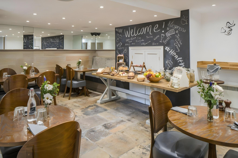 Food & Drinks 5, Vanbrugh House Hotel, Oxfordshire
