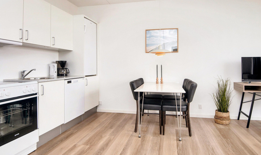 Others 4, Apartment in Vederso Park- Shared Kitchen, Ringkøbing-Skjern