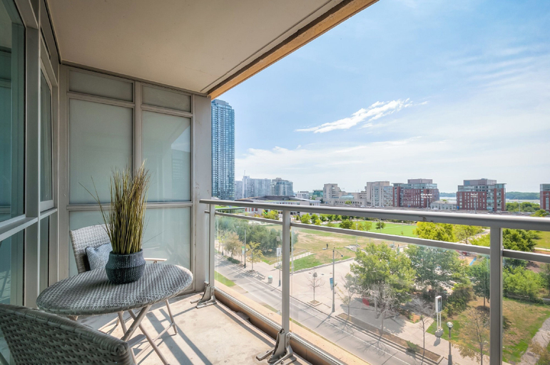 Property grounds 3, The Royal Waterfront Enclave, Toronto