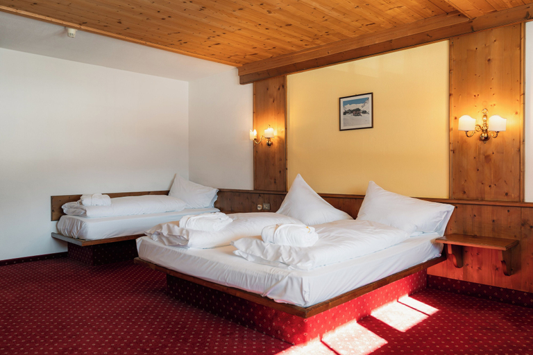 Bedroom 4, Sporthotel Kurzras, Bolzano