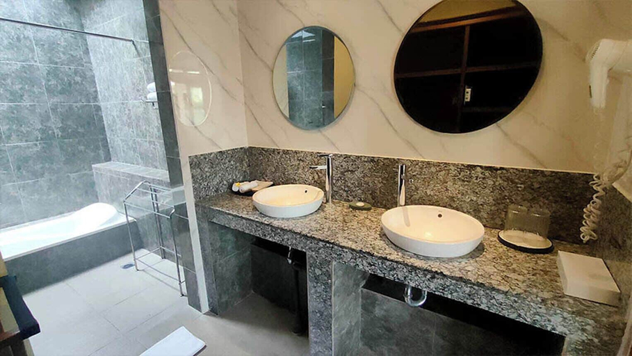 Bathroom 4, Villa Nirvana, Gianyar