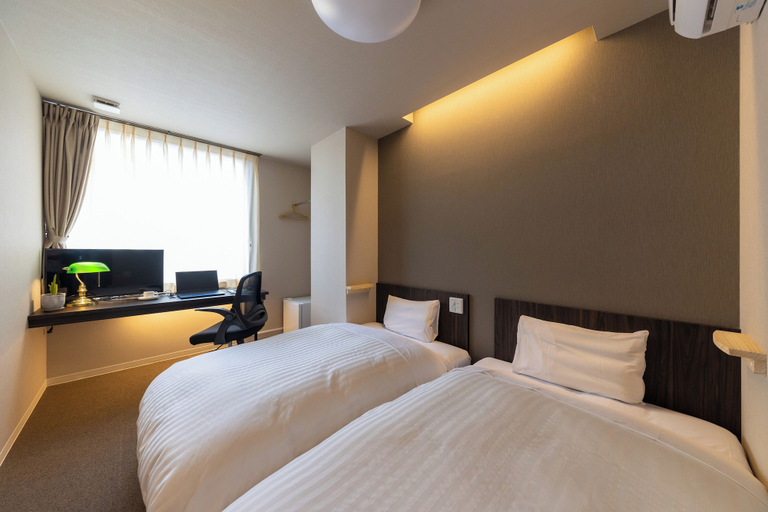 Bedroom 3, Business Hotel Hayashiso, Miyazaki