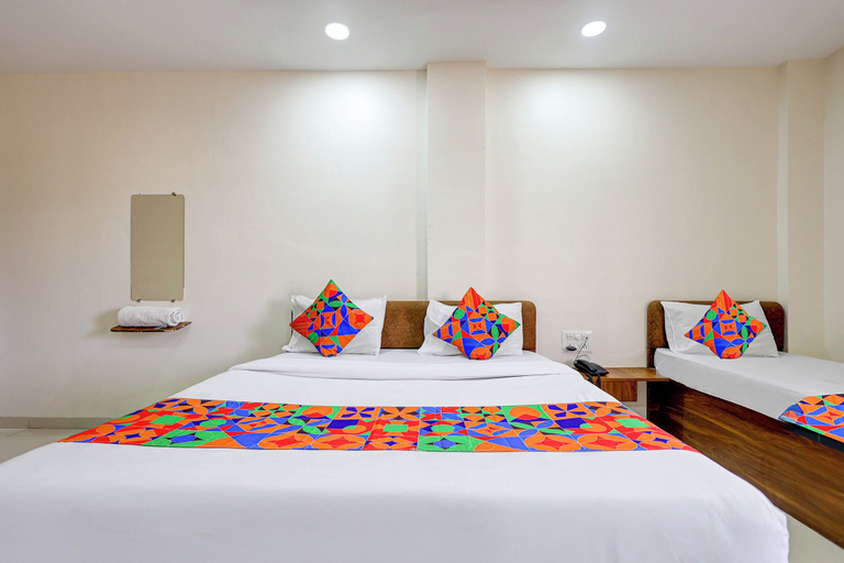 Room 4, Fabhotel Grand Executive, Aurangabad