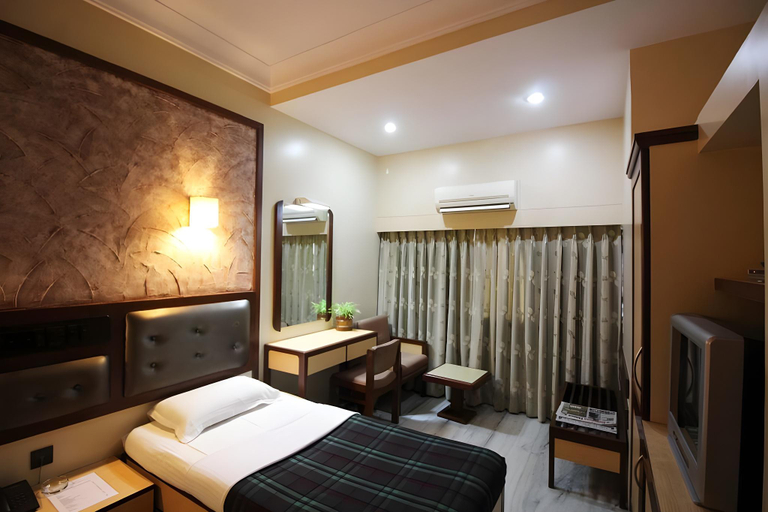 Bedroom 4, Hotel Ameya, Mumbai City