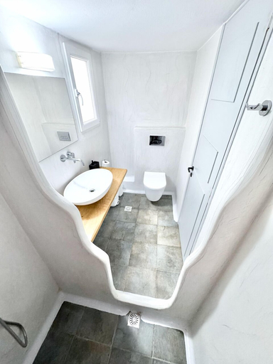Bathroom 5, Castellino Naxos, South Aegean