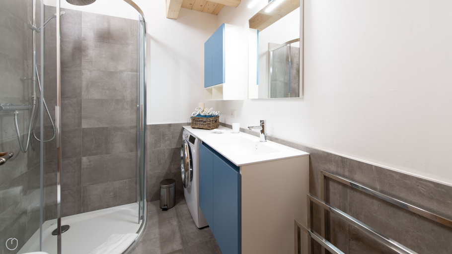 Bathroom 4, Italianway - Dei Sana 8 Yellow Submarine, Sondrio