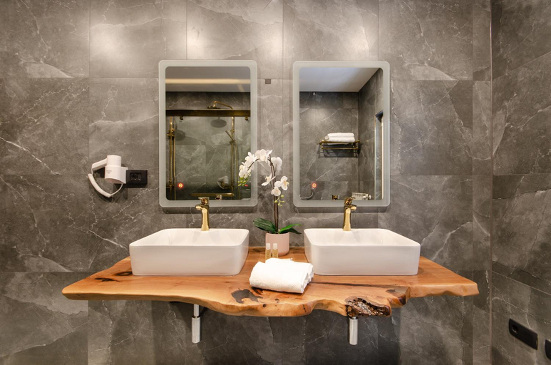 Bathroom 5, Apartments Villa Julijana, Rovinj