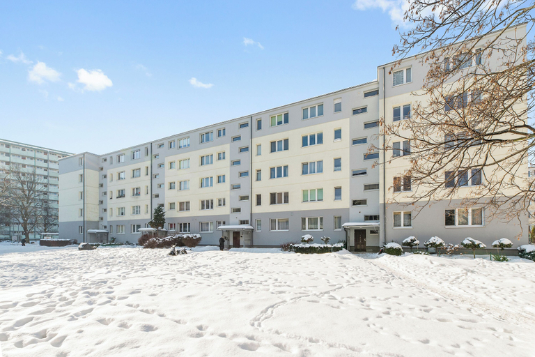 Front of property 2, Piastowska near the Jelitkowo Beach & Reagan Park by Downtown Apartments, Gdańsk City