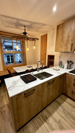 Private kitchen 4, Le Refuge des Skieurs, Puy-de-Dôme