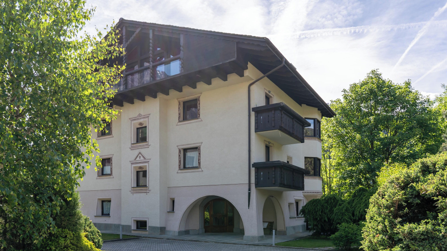 Exterior & Views 2, Milano 27, Sondrio