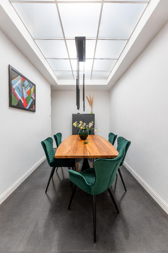 Others 4, EMERALD CITY CHIC APARTMENT - Debrecen, Debrecen