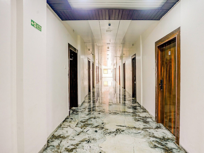 Interior 4, Collection O Ulhasnagar Birla Temple, Thane