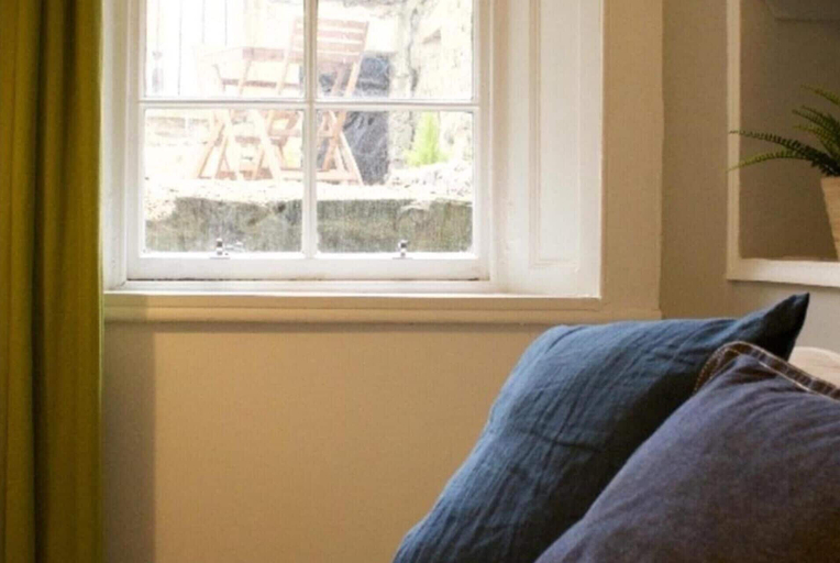 Living area, Main Door Flat With Private Garden City Center, Edinburgh