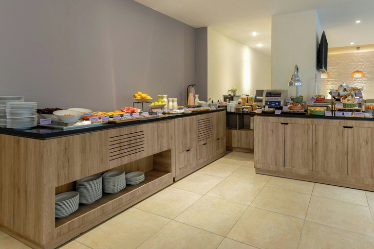Food & Drinks 5, Courtyard By Marriott Santa Marta Resort, Santa Marta (Dist. Esp.)