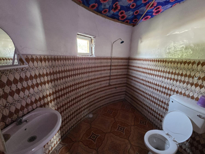 Bathroom 5, Finfoot Lodge, Sami