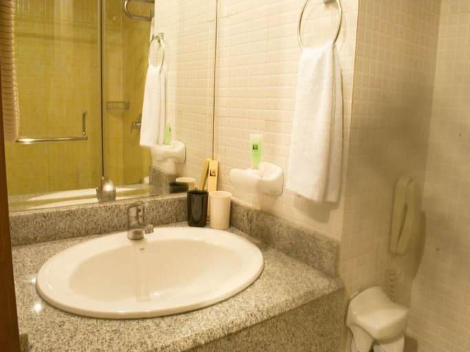 Bathroom 4, Pearl Lane Hotel, Manila City
