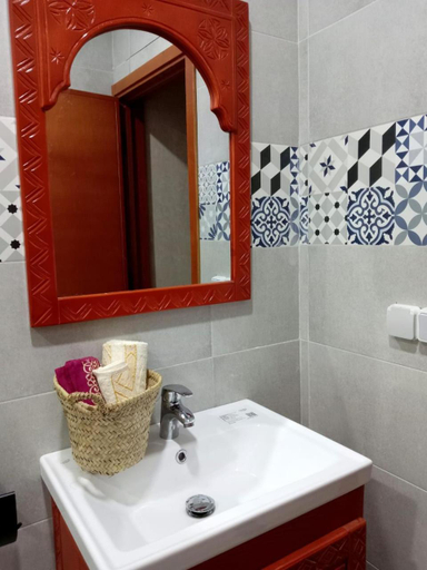 Bathroom, taghoba surf house, Agadir-Ida ou Tanane