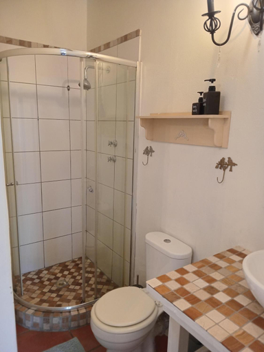 Bathroom 3, Villa ChoCoLatt Guest House, West Coast