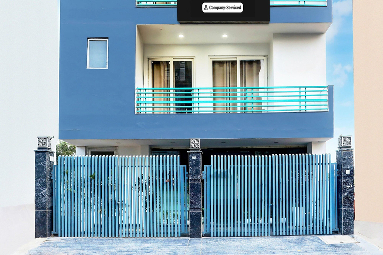 Reception 2, Super Townhouse Sector 52, Gurgaon