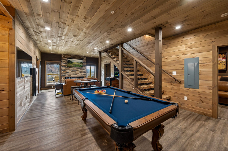 Game room 3, Skywalk 5 Bedroom Home, Sevier