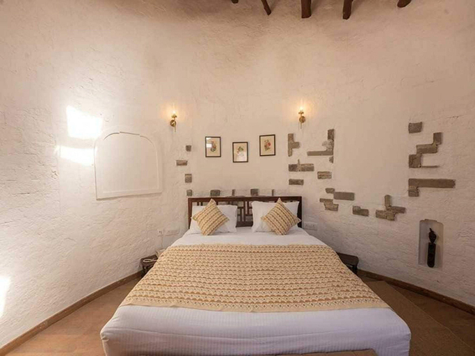 Room 3, Palette Orient Greenz Pench by Checkin, Seoni