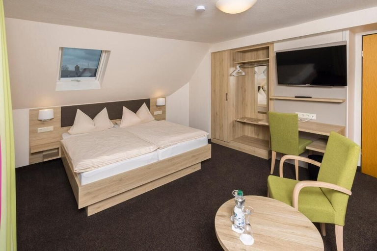 Bedroom 3, Landhotel Wolf-Mertes, Westerwaldkreis