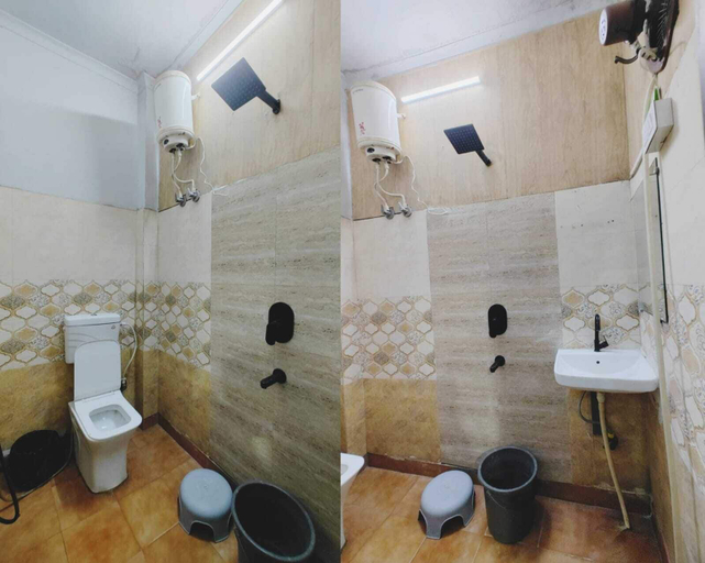 Bathroom, metroview rooms & celebration, Delhi