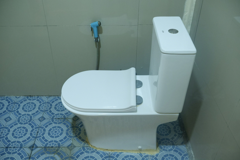 Bathroom, Komodo Shores Homestay, West Manggarai