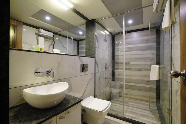 Bathroom 4, Mantra A Boutique Hotel, Jodhpur