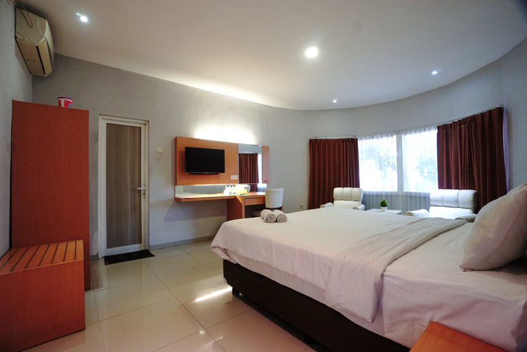 Others 3, Buring Residence By TOS Malang, Malang