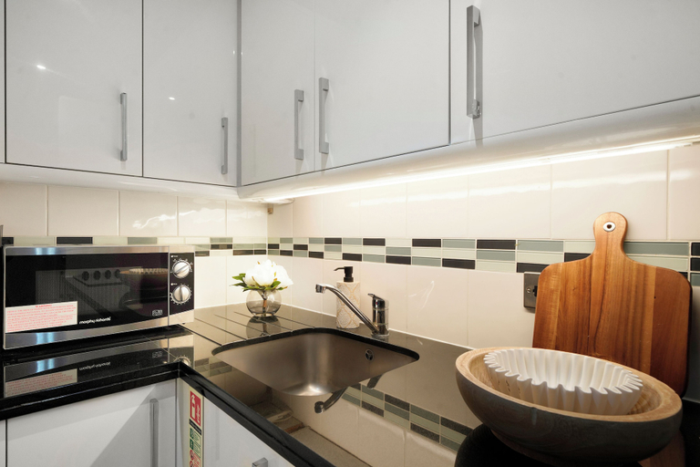 Private kitchen 4, Hertford Flat 6, London