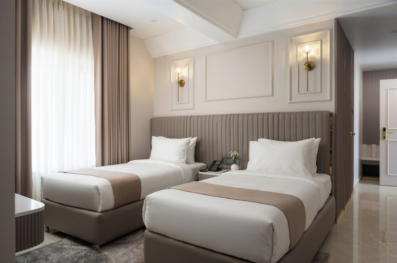 Room 3, Grandala Suites - A Boutique Hotel, Ernakulam