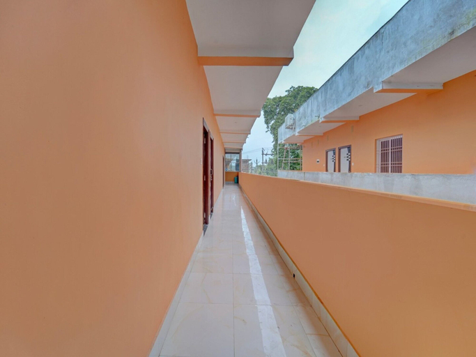Property grounds 4, Super Hotel O Siddhi Vinayak Hotel & Banquets, Purba Champaran