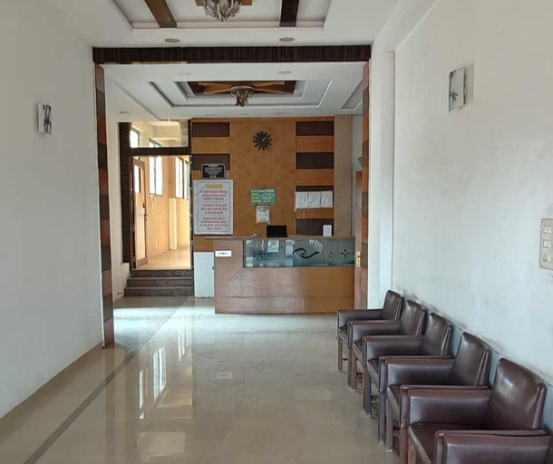 Reception 5, Townhouse Oak Baramati Industrial Estate, Pune