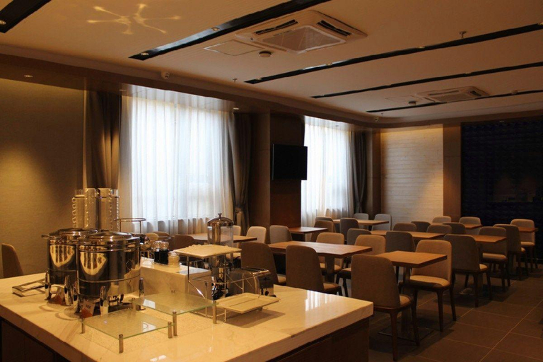 Food & Drinks 4, Yeste Hotel Nanning Chaoyang Plaza Macau Street, Nanning