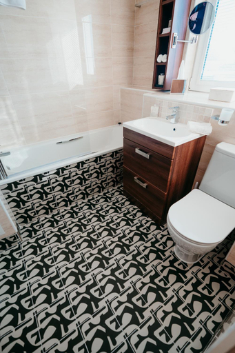 Bathroom 4, Elephant Rock Hotel, Causeway Coast and Glens