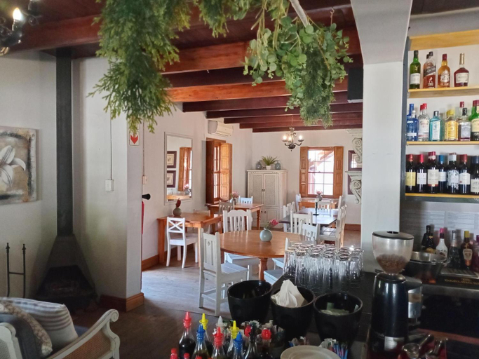 Food & Drinks 5, Villa ChoCoLatt Guest House and Porta Taverna Restaurant, West Coast