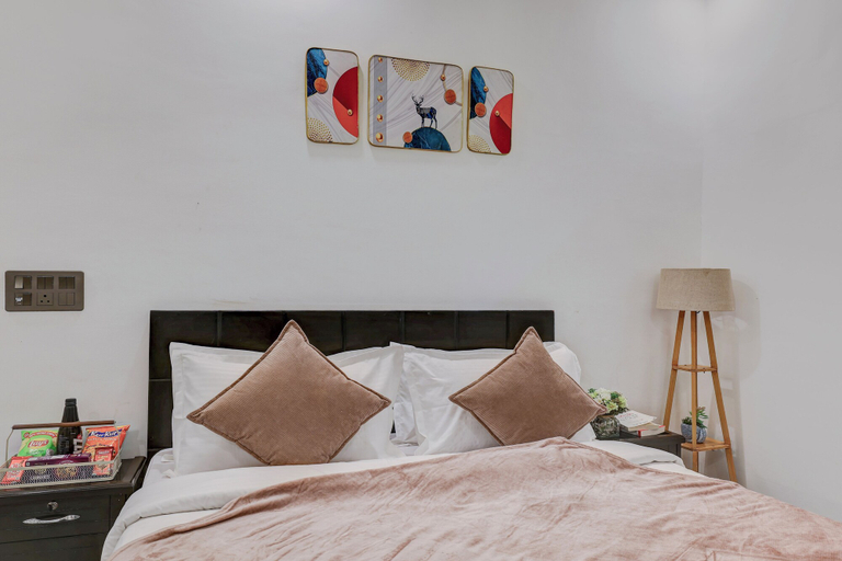 Room 5, Alaya Stays 3BHK Petfriendly Saroja Farm, Gautam Buddha Nagar