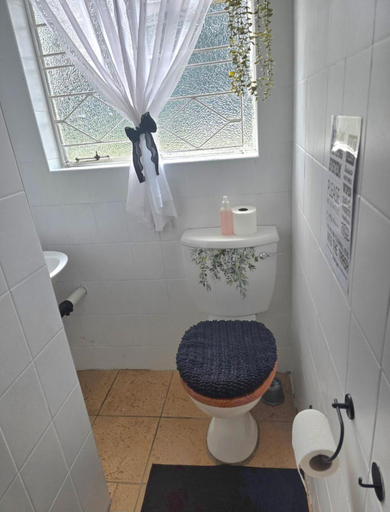 Bathroom 2, Zhantique Guest House 2- Unit 5, Ekurhuleni