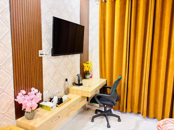 Others 2, Luxury Studio Apartment, Gautam Buddha Nagar